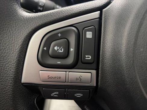 Used 2018 Subaru Forester 2.5i Premium AWD/4WD image 22