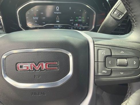 Used 2025 GMC Sierra 1500 SLT AWD/4WD image 26