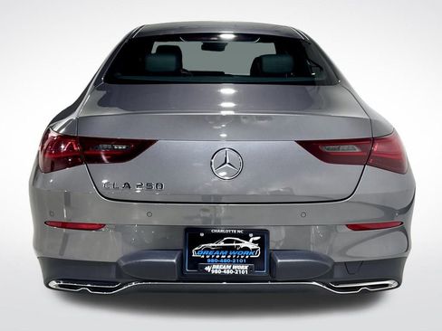 Used 2025 Mercedes-Benz CLA 250 image 7