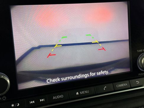 Used 2021 Nissan Rogue S image 8