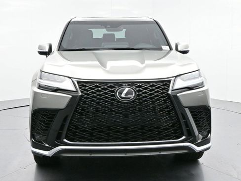 Used 2024 Lexus LX 600 F Sport image 2