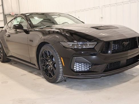 New 2026 Ford Mustang GT Premium w/ GT Performance Package image 2