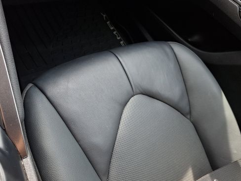 Used 2020 Toyota Camry XLE FWD image 26