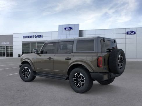 New 2026 Ford Bronco Outer Banks image 4