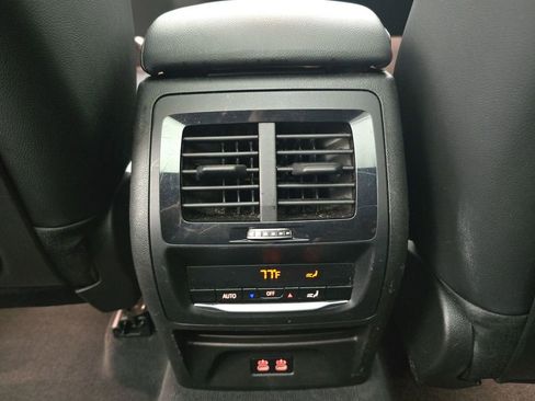 Certified 2024 BMW X3 xDrive30i w/ Premium Package image 25