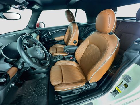 Used 2022 MINI Cooper John Cooper Works w/ Driver Assistance Package FWD image 13