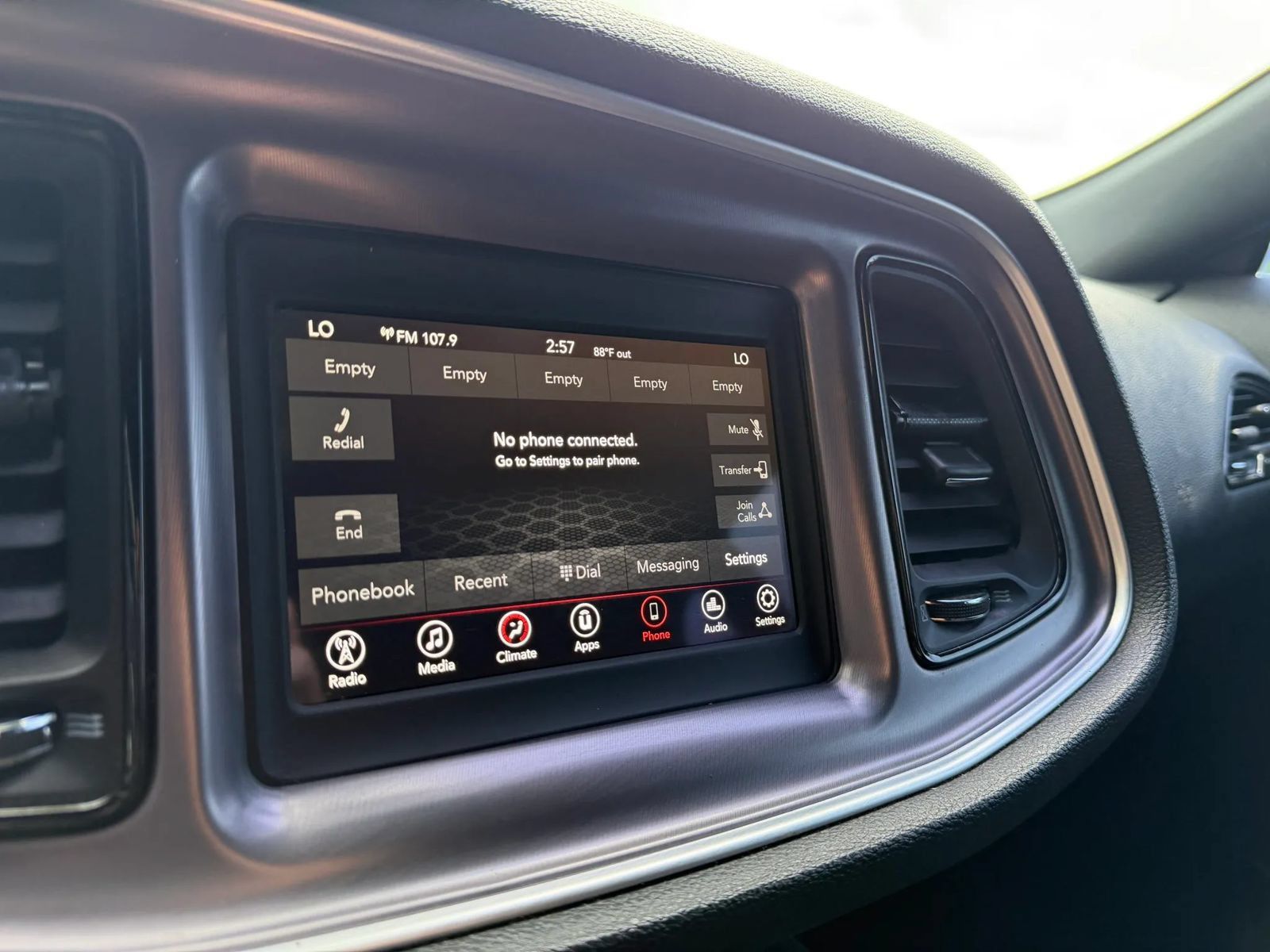 Used 2019 Dodge Challenger R/T RWD image 16