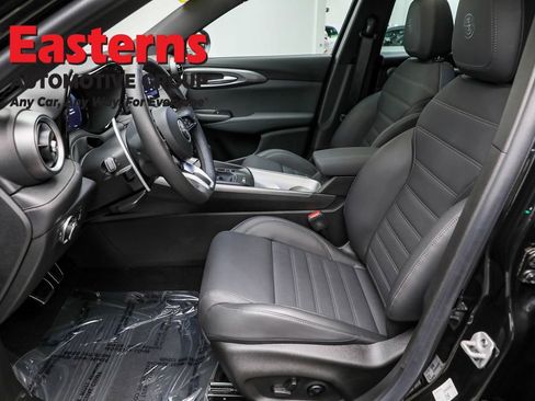 Used 2024 Alfa Romeo Tonale Veloce w/ Active Assist Package image 14