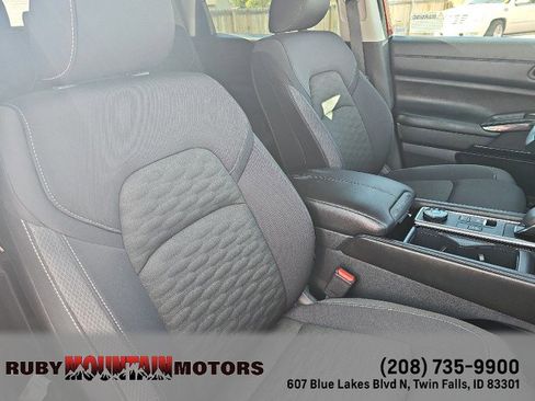 Used 2024 Nissan Pathfinder SV w/ Cargo Package image 35