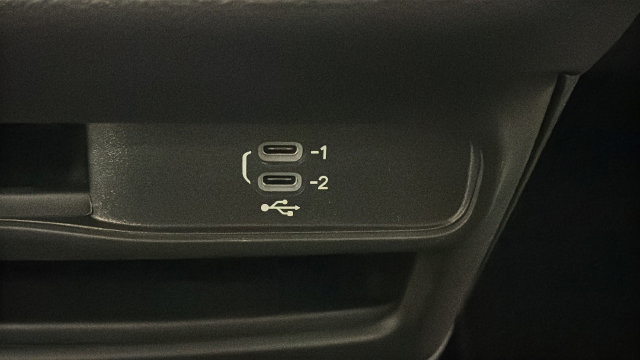 New 2027 Chrysler Pacifica Select FWD image 34