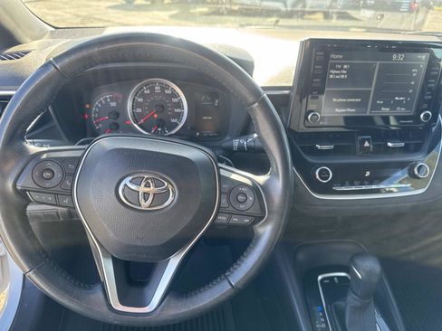 Used 2022 Toyota Corolla SE FWD image 12
