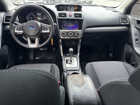 Used 2017 Subaru Forester 2.5i Premium image 17