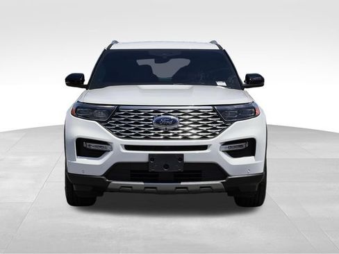 Used 2022 Ford Explorer Platinum w/ Technology Package AWD/4WD image 8