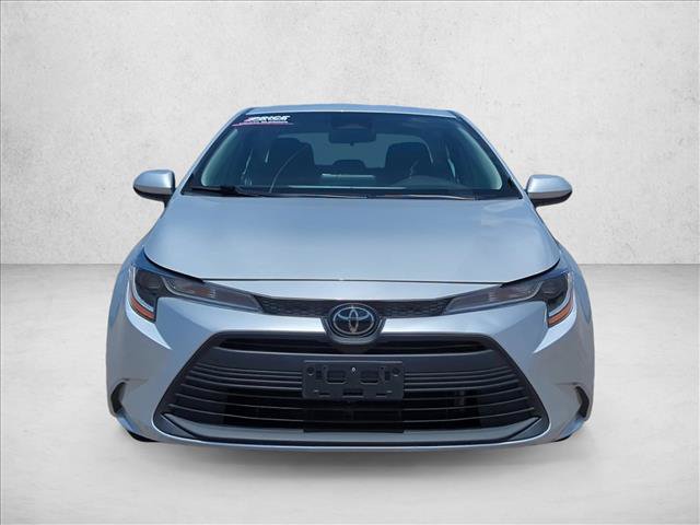 Used 2024 Toyota Corolla LE FWD image 2