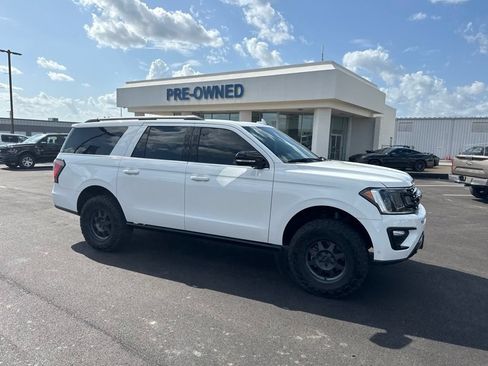 Used 2020 Ford Expedition Max Limited w/ Equipment Group 303A AWD/4WD image 17