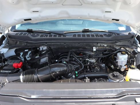 Used 2023 Ford F250 XL w/ XL Chrome Package RWD image 12