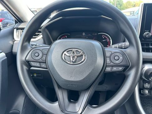 Used 2023 Toyota RAV4 XLE AWD/4WD image 20