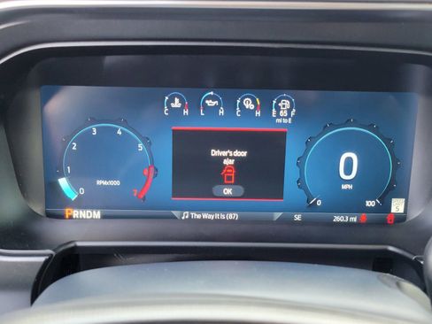 Used 2024 Ford F250 Platinum image 28