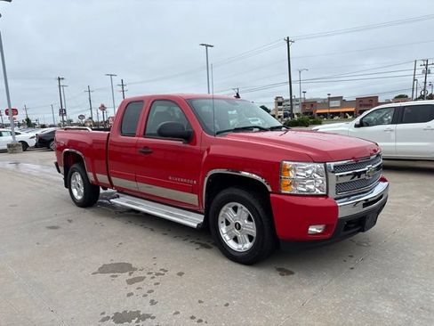 Used 2009 Chevrolet Silverado 1500 LT w/ Power Pack Plus AWD/4WD image 2