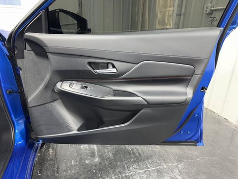 Used 2026 Nissan Sentra SR w/ Floor Mat Package image 11