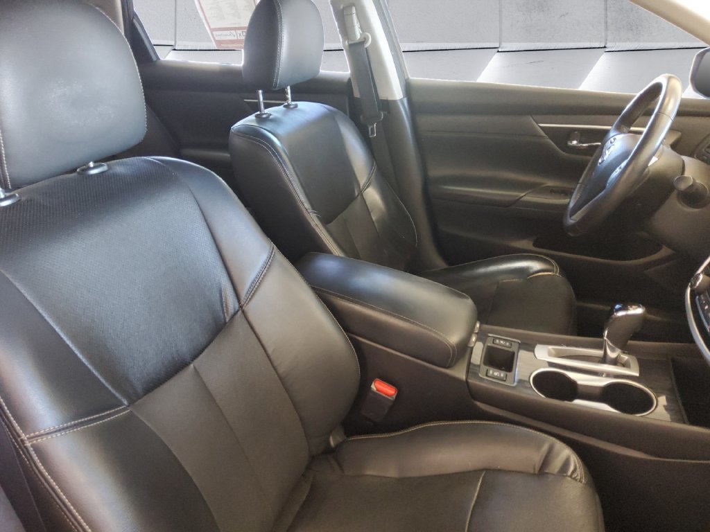 Used 2018 Nissan Altima 2.5 SL FWD image 14