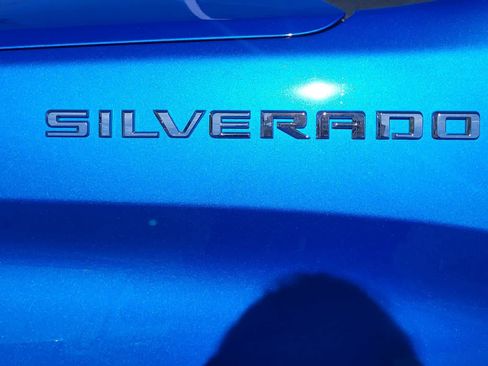 Used 2025 Chevrolet Silverado 1500 Custom image 11