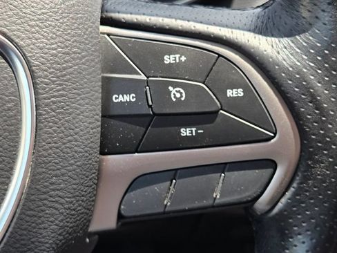 Certified 2020 Dodge Durango SXT RWD image 26