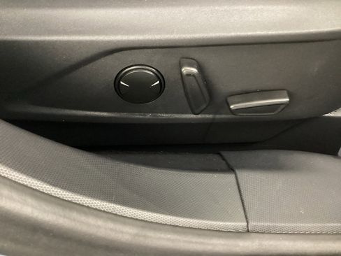 Used 2023 Ford Mustang Mach-E Premium image 9