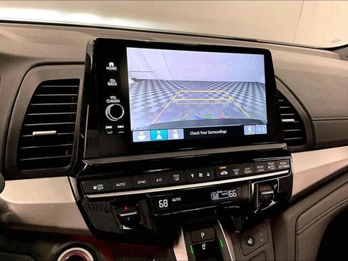Used 2025 Honda Odyssey Sport-L image 29