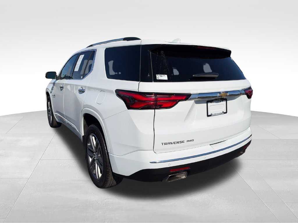 Used 2023 Chevrolet Traverse High Country AWD/4WD image 3