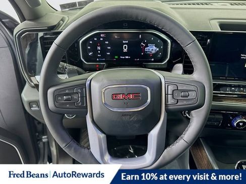 New 2026 GMC Sierra 1500 Elevation image 7