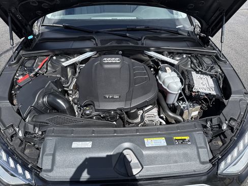 Used 2020 Audi A4 2.0T allroad Premium Plus AWD/4WD image 32