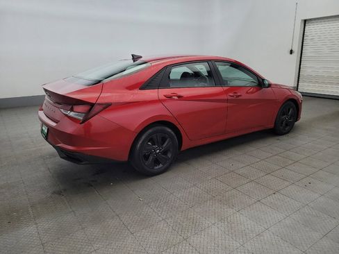 Used 2022 Hyundai Elantra SEL w/ Cargo Package image 10