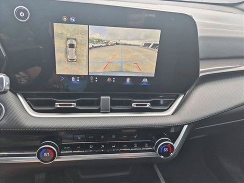 Used 2025 Chevrolet Equinox LT w/ Convenience Package II AWD/4WD image 15