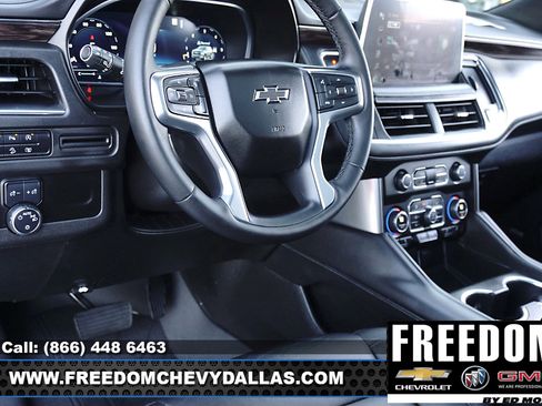 Certified 2023 Chevrolet Suburban Z71 w/ Luxury Package image 25