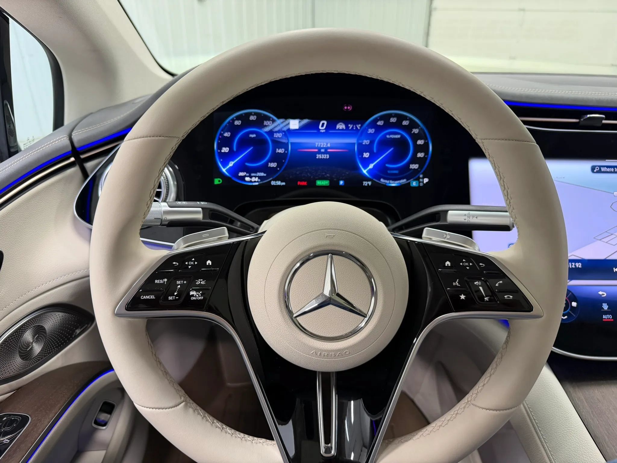 Used 2023 Mercedes-Benz EQS 580 4MATIC Sedan image 22