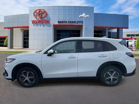 Used 2023 Honda HR-V EX-L image 7