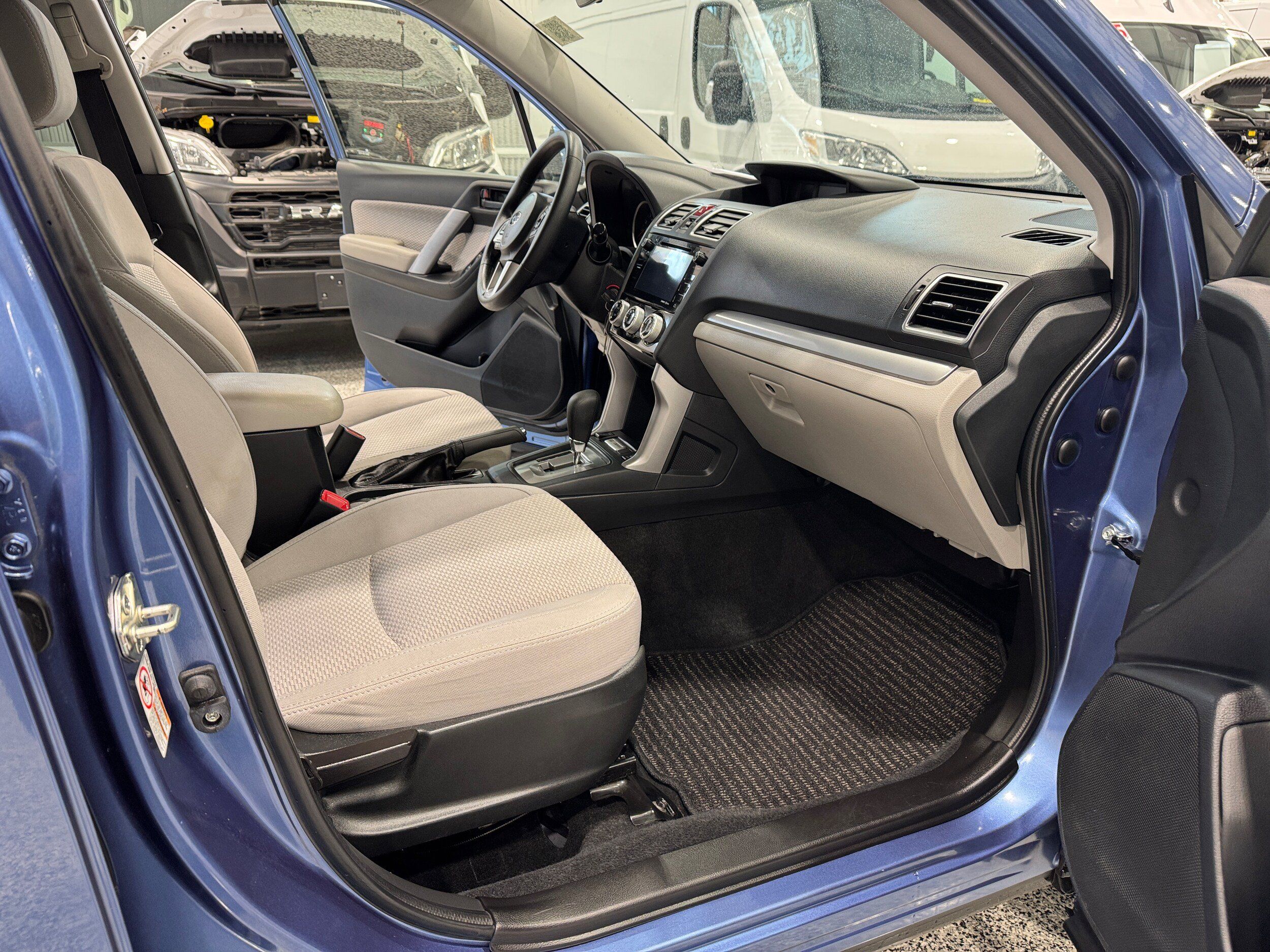 Used 2017 Subaru Forester 2.5i Premium w/ All-Weather Package AWD/4WD image 12