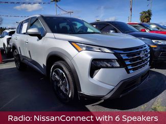 Used 2025 Nissan Rogue SV video 3