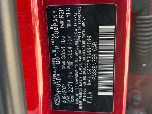 Used 2025 Hyundai Elantra SEL FWD image 25