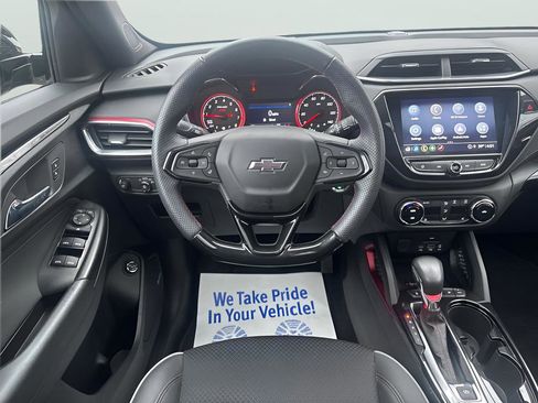 Used 2023 Chevrolet TrailBlazer RS w/ Sun and Liftgate Package image 21