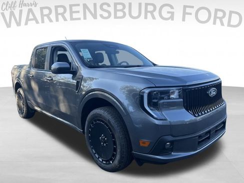 New 2025 Ford Maverick Lobo image 8