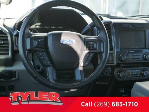 Used 2018 Ford F150 XLT w/ Equipment Group 302A Luxury AWD/4WD image 39