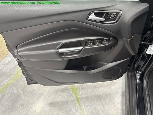 Used 2017 Ford C-MAX SE image 25