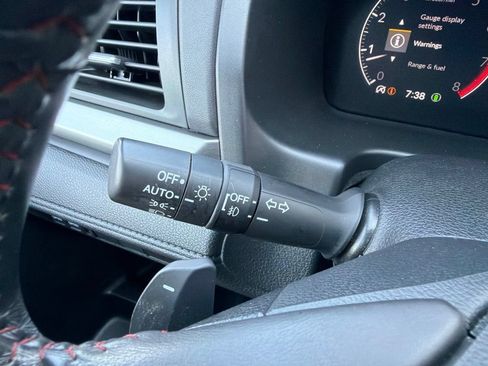 Used 2025 Honda Odyssey Sport-L image 29