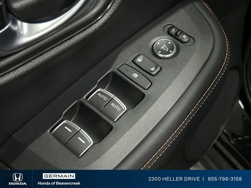 Used 2024 Honda HR-V Sport image 18