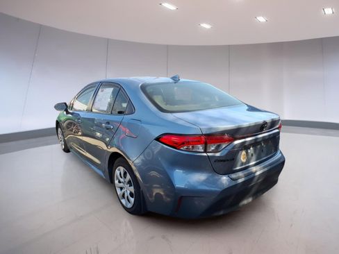 Used 2024 Toyota Corolla LE image 3