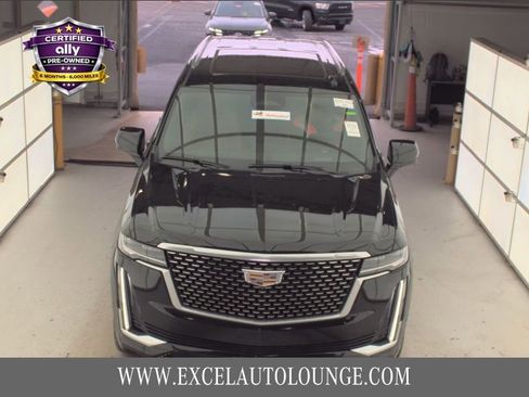 Used 2022 Cadillac Escalade Premium Luxury image 7