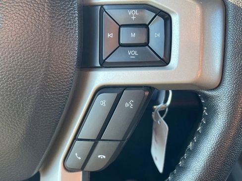 Used 2019 Ford F250 Lariat w/ Lariat Value Package image 7