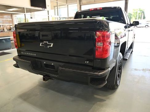 Used 2017 Chevrolet Silverado 1500 LT w/ Midnight Edition AWD/4WD image 5